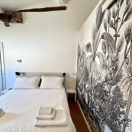 Гостьовий будинок La Matilde В'яреджо